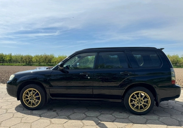 Subaru Forester cena 32900 przebieg: 284000, rok produkcji 2005 z Supraśl małe 154